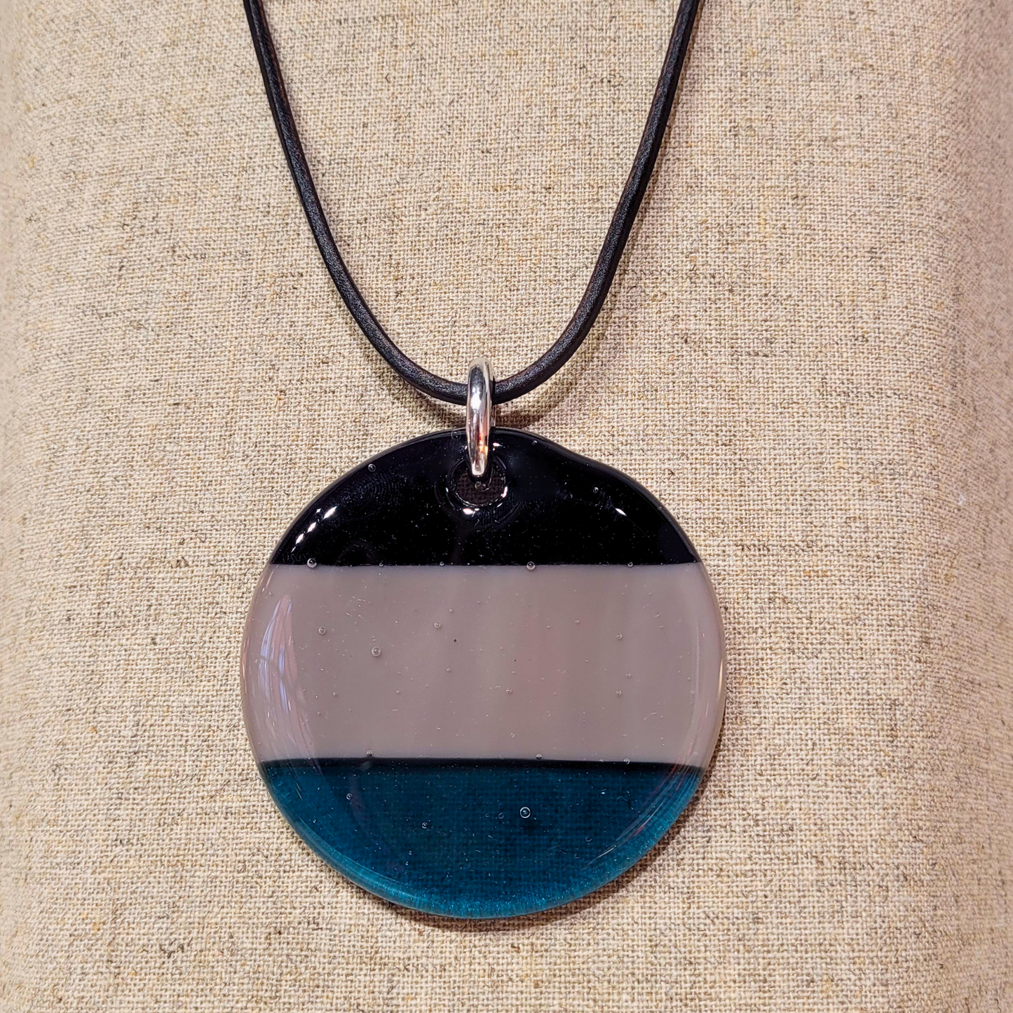 Pendentif tricolore lilas